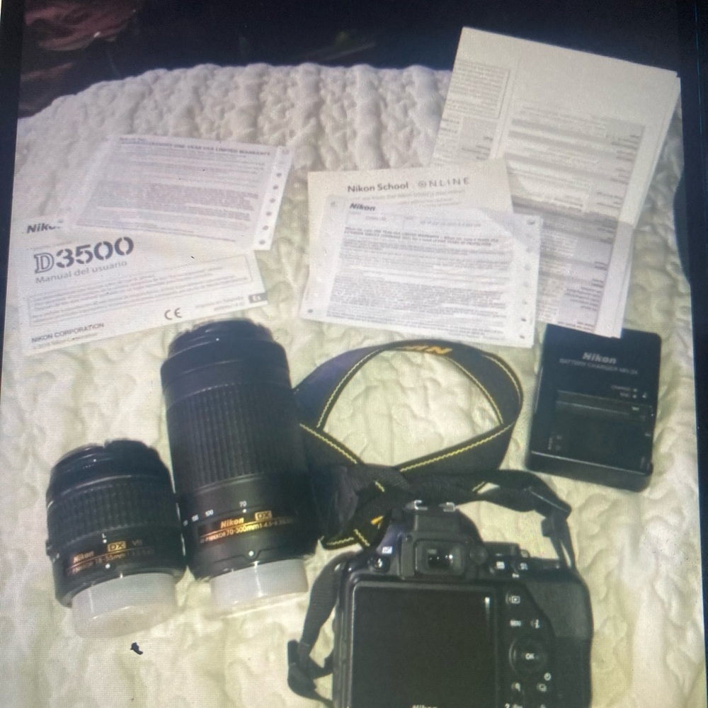 Nikon camera and lense